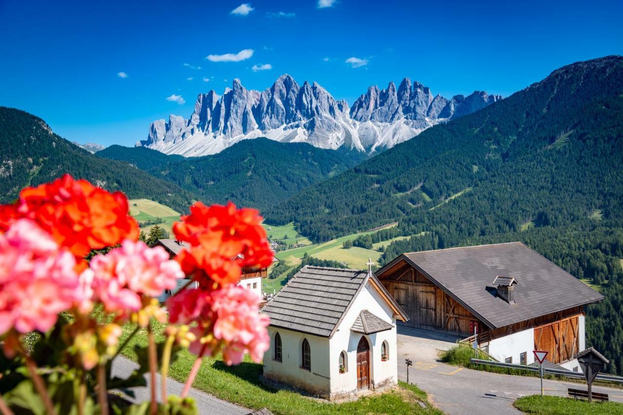 Gruberhof Coll Lägenhet Funes  Exteriör bild